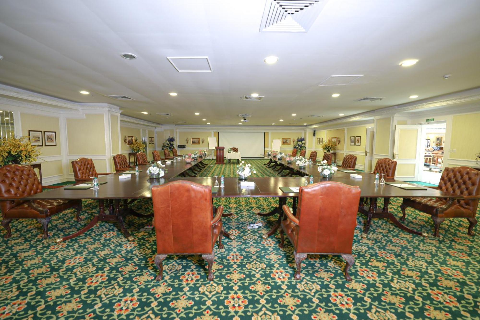 Habitat All Suites, Al Khobar Exterior photo The boardroom at the 1901 Club