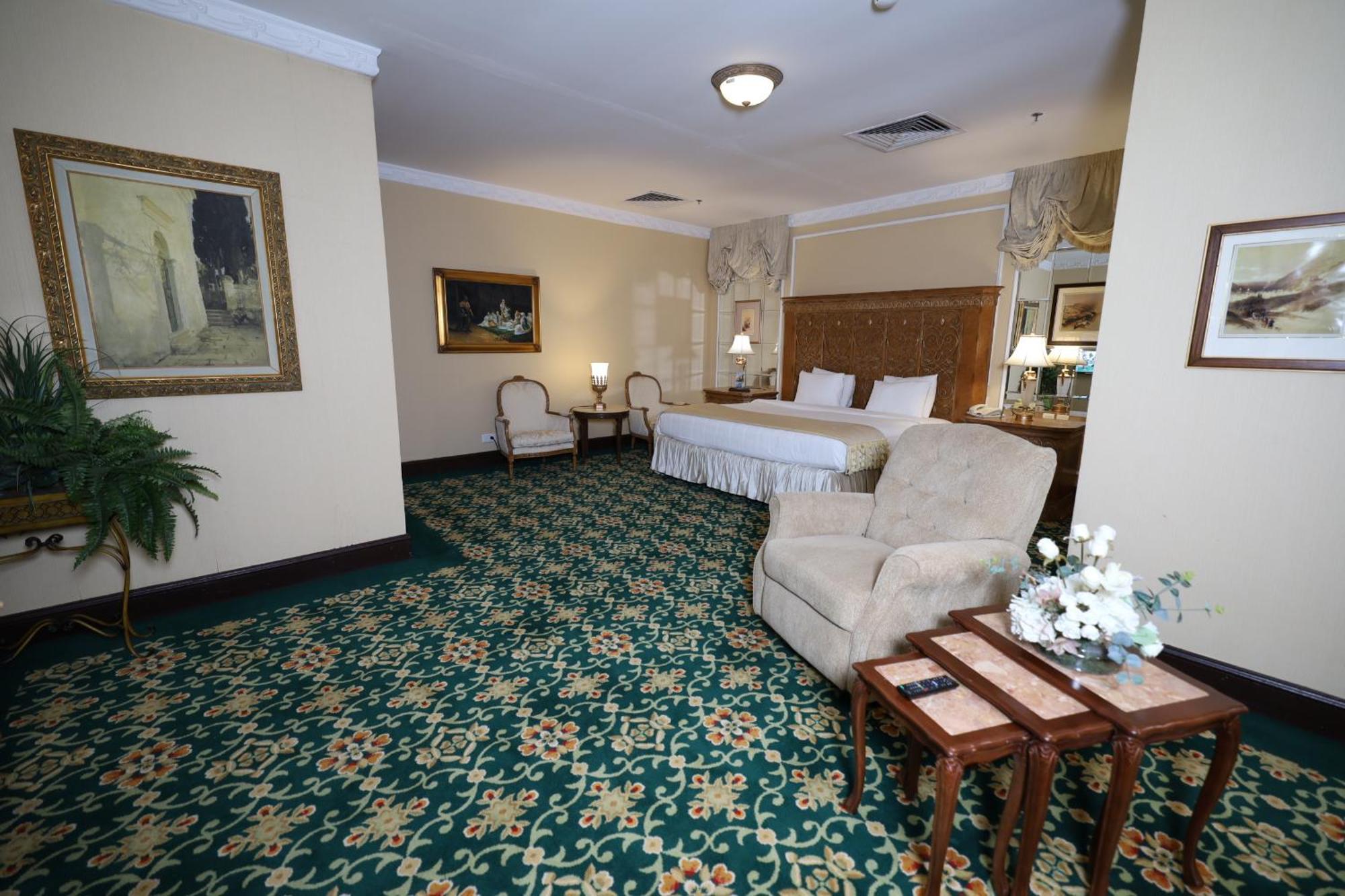 Habitat All Suites, Al Khobar Exterior photo A suite at the hotel