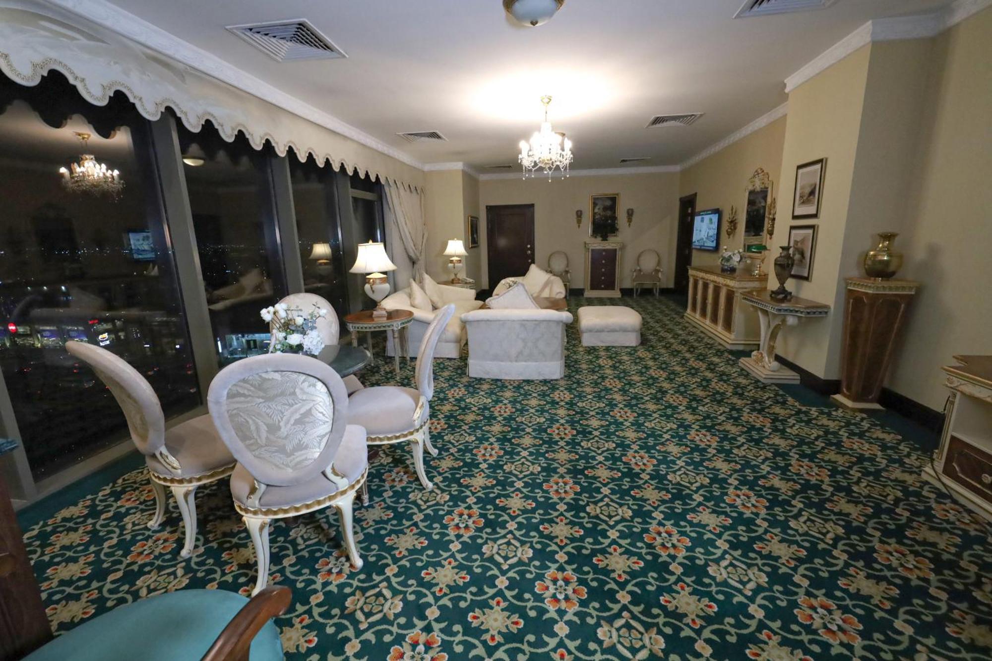 Habitat All Suites, Al Khobar Exterior photo A suite at the hotel
